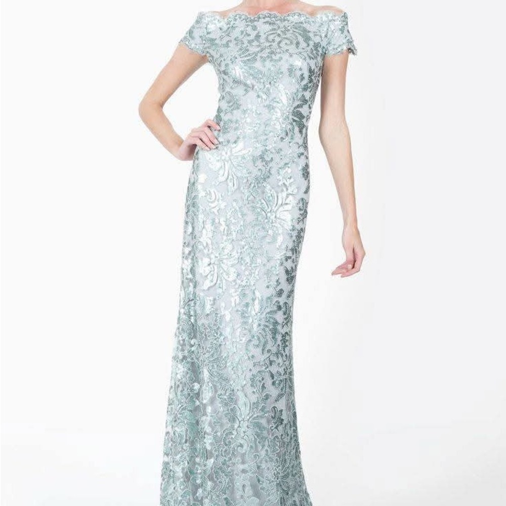 Tadashi Shoji Elegant Silver Mint Lace Evening Gown